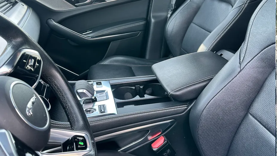 JAGUAR F-Pace F-Pace 2.0 D165 mHEV AWD R-Dynamic S