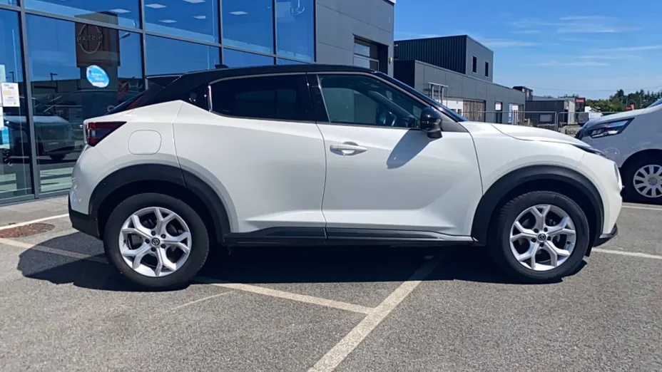 NISSAN Juke -