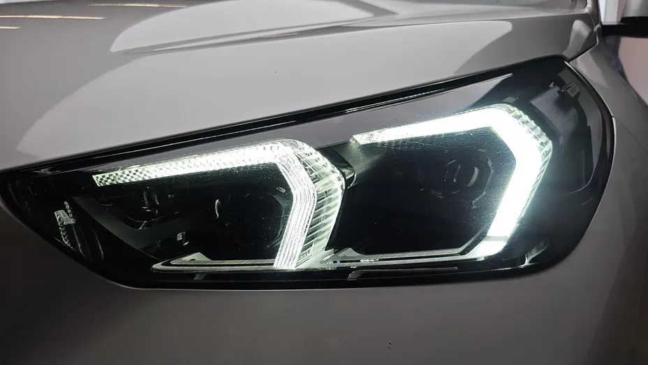 BMW X1 X1 xDrive23i mHEV aut