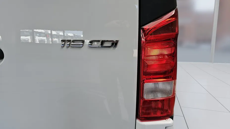 MERCEDES-BENZ Vito Vito 119 CDI L3 4x4 9G-Tronic 447.605