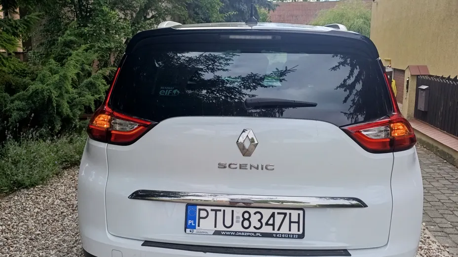 RENAULT Scenic -