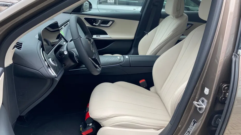 MERCEDES-BENZ E Klasa E 220 d mHEV Avantgarde 9G-Tronic