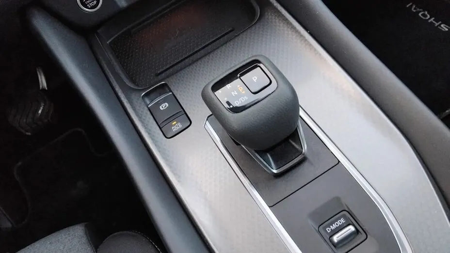 NISSAN Qashqai Qashqai 1.3 DIG-T mHEV N-Connecta Xtronic