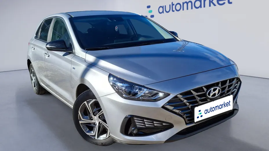 HYUNDAI i30 i30 1.5 T-GDI 48V Smart