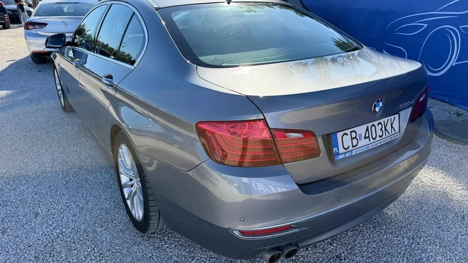 BMW Seria 5 518d Luxury Line aut
