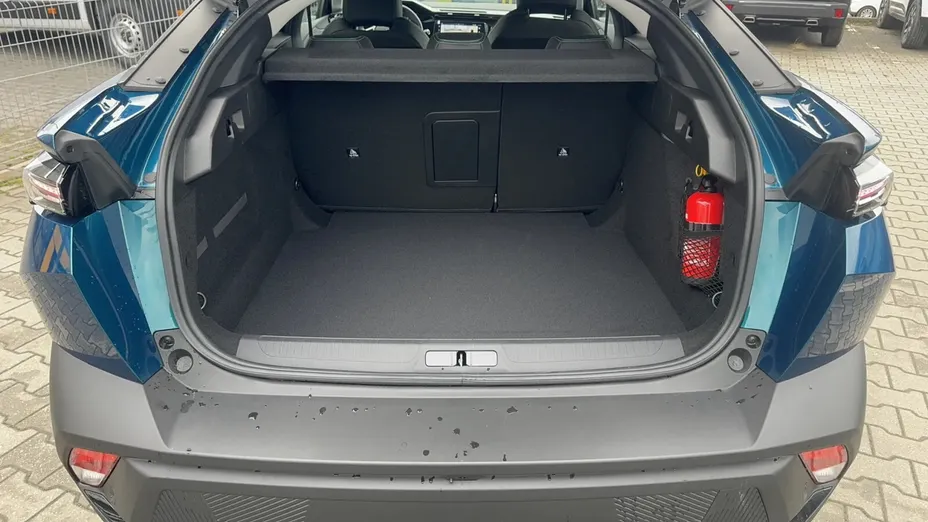 PEUGEOT 408 408 1.2 PureTech mHEV Business S&S e-DSC6 Nowy