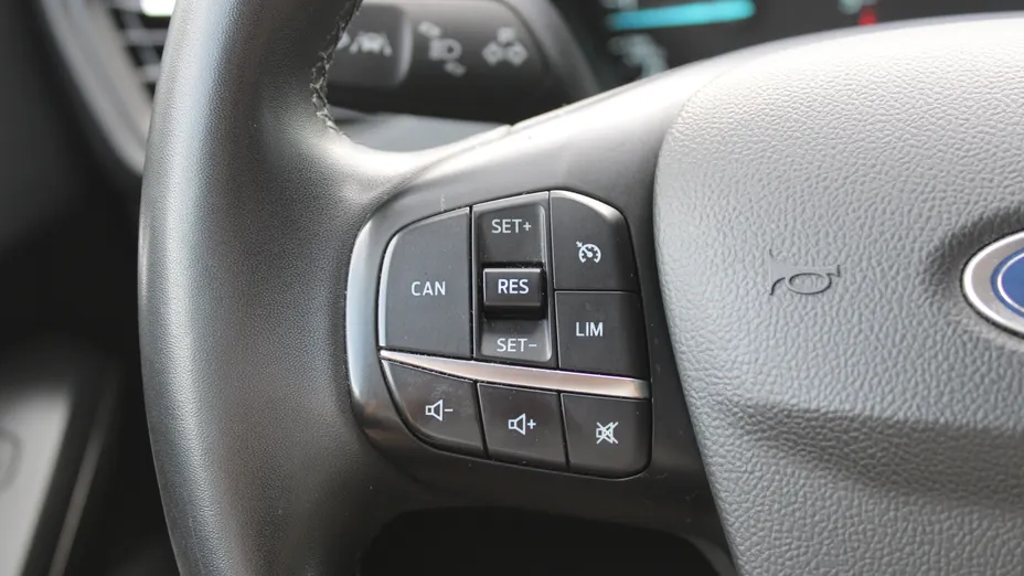 FORD Focus Focus 1.5 EcoBlue SCR Active aut