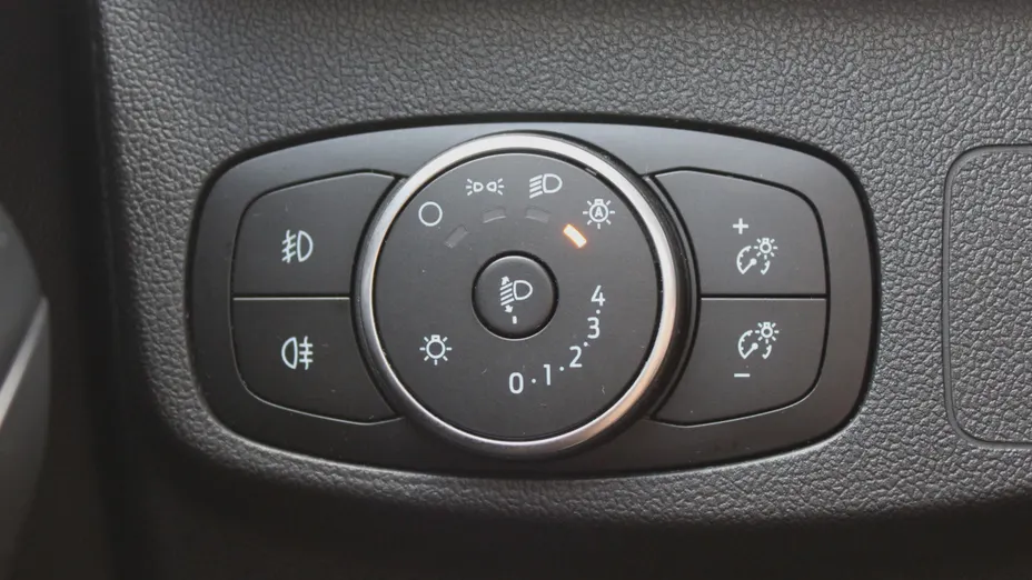 FORD Focus Focus 1.5 EcoBlue SCR Active aut