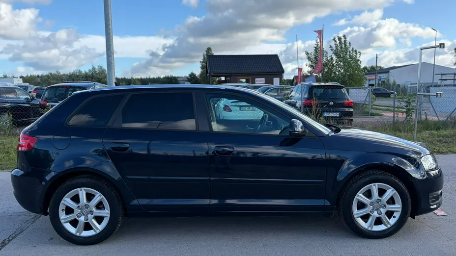 AUDI A3 Sportback -