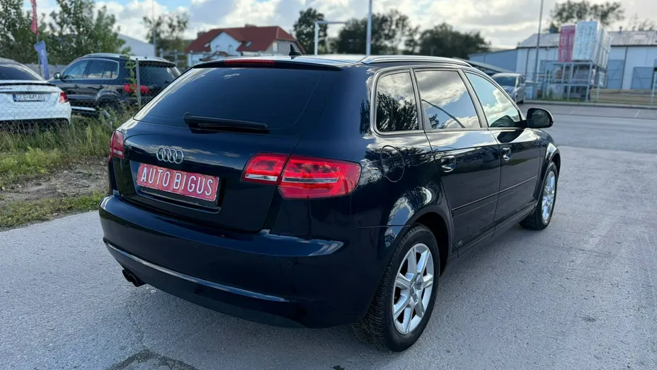 AUDI A3 Sportback -