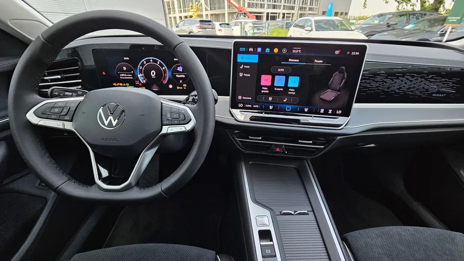 VOLKSWAGEN Passat Passat 1.5 TSI ACT mHEV Business Plus DSG Nowy