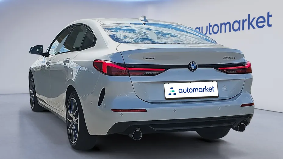BMW Seria 2 220i xDrive Sport Line aut
