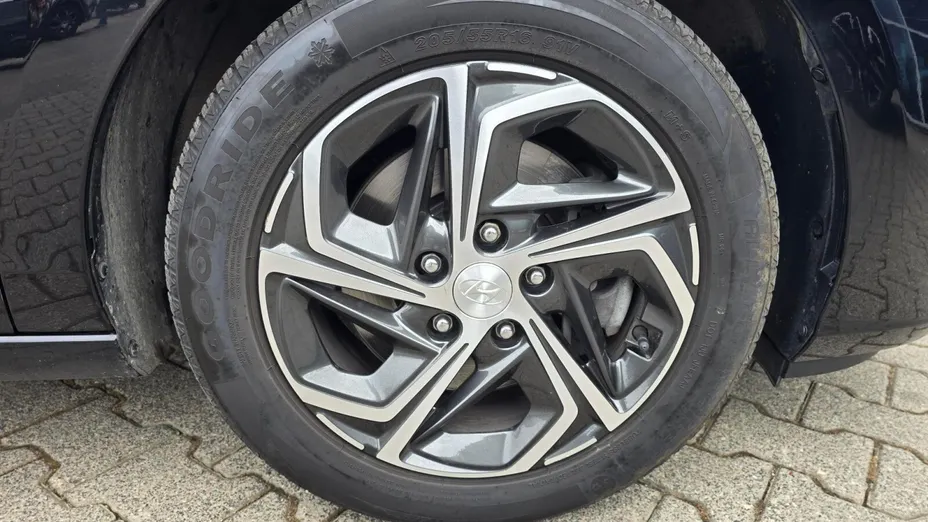 HYUNDAI i30 i30 1.5 T-GDI 48V Smart DCT