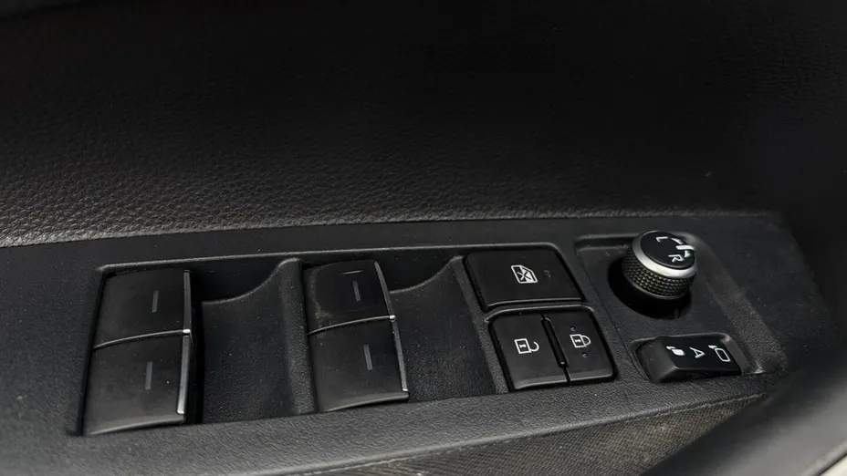 TOYOTA Corolla Corolla 1.8 Hybrid GPF Comfort