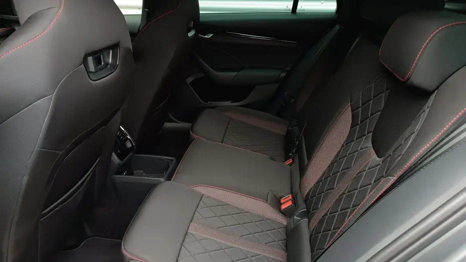 SKODA Octavia Octavia 2.0 TSI RS DSG