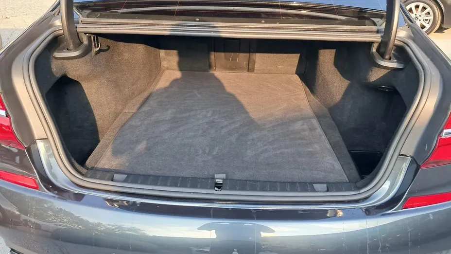 BMW Seria 7 740Li