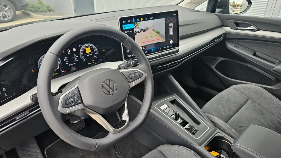 VOLKSWAGEN Golf Golf VIII 1.5 TSI Life Plus Nowy