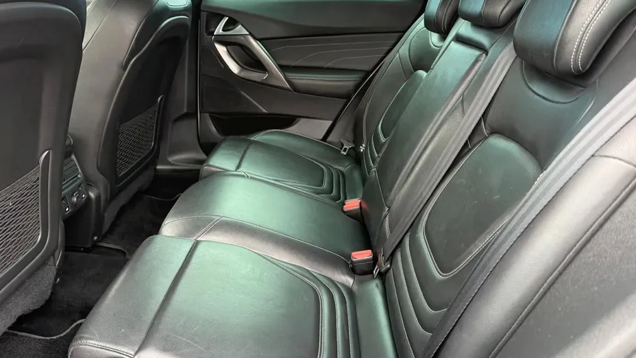 CITROEN DS5 -