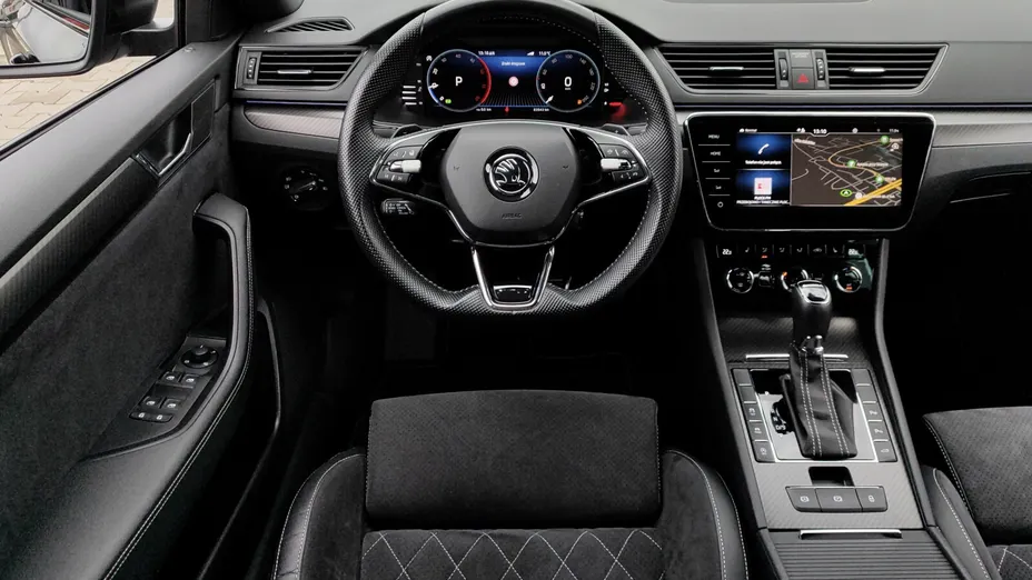 SKODA Superb Superb 2.0 TDI SCR Sportline DSG