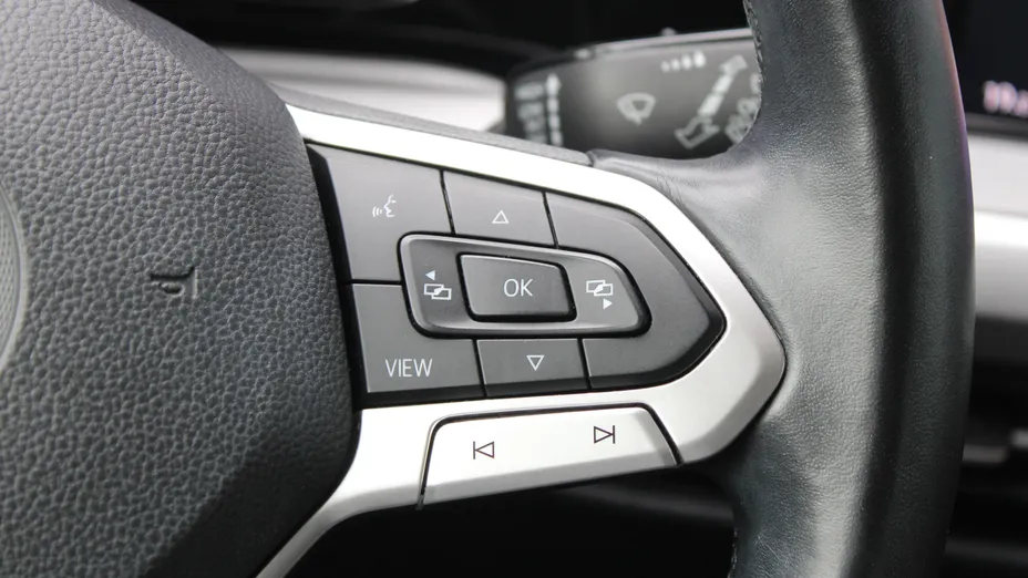 VOLKSWAGEN Golf Golf VIII 2.0 TDI Life