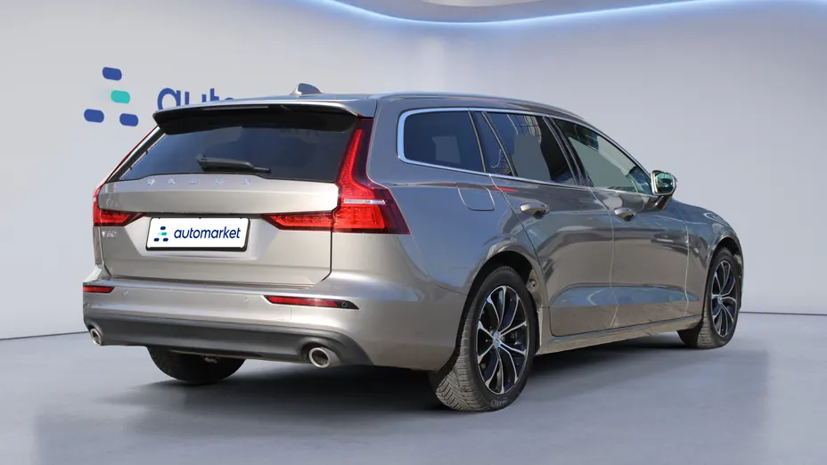 VOLVO V60 V60 D3 AWD Momentum Pro aut