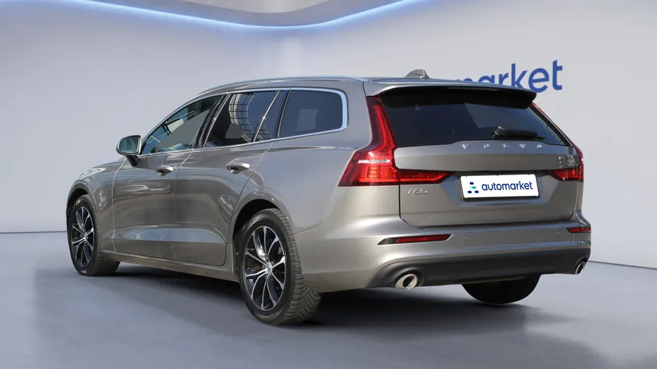 VOLVO V60 V60 D3 AWD Momentum Pro aut