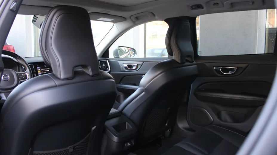 VOLVO V60 V60 D3 AWD Momentum Pro aut