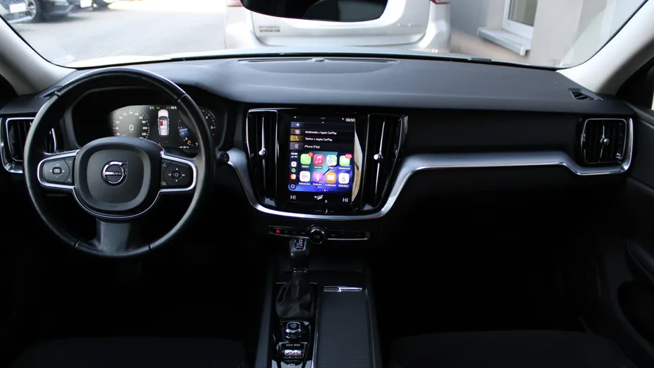 VOLVO V60 V60 D3 AWD Momentum Pro aut