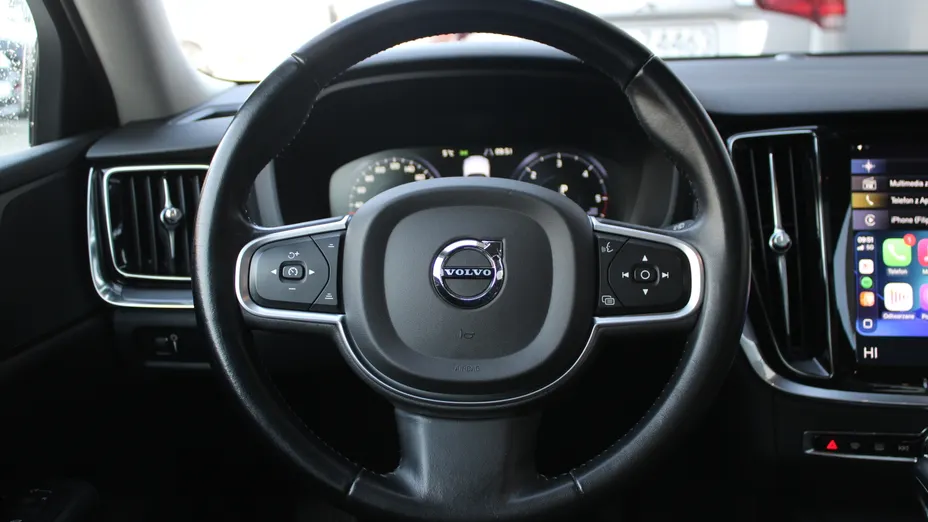 VOLVO V60 V60 D3 AWD Momentum Pro aut