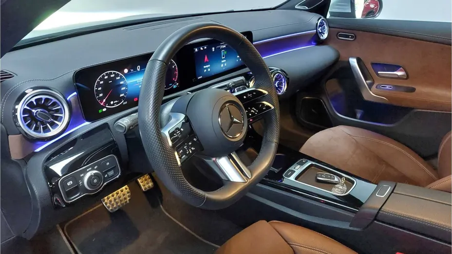 MERCEDES-BENZ CLA CLA 220 mHEV 4-Matic AMG Line 8G-DCT