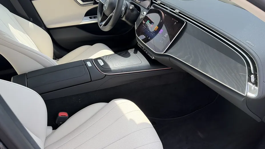 MERCEDES-BENZ E Klasa E 220 d mHEV 4-Matic Avantgarde 9G-Tronic