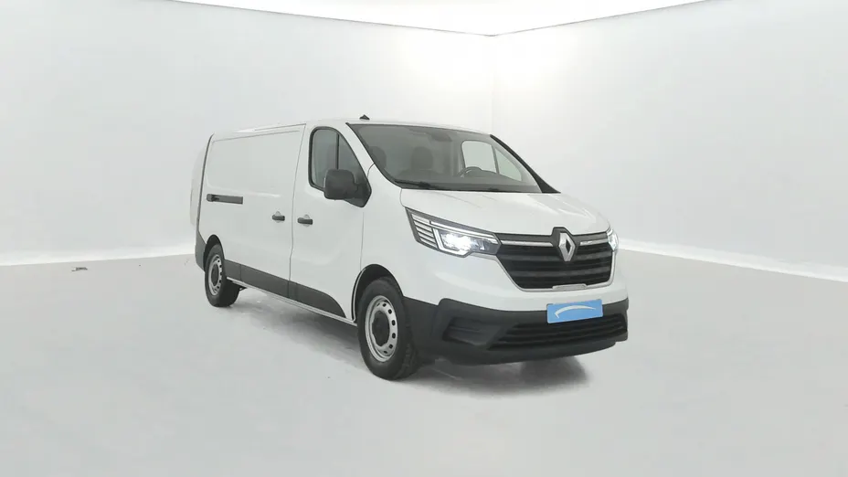 RENAULT Trafic -