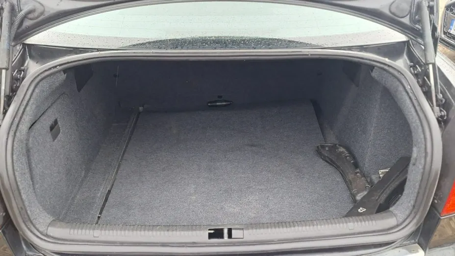 AUDI A4 -