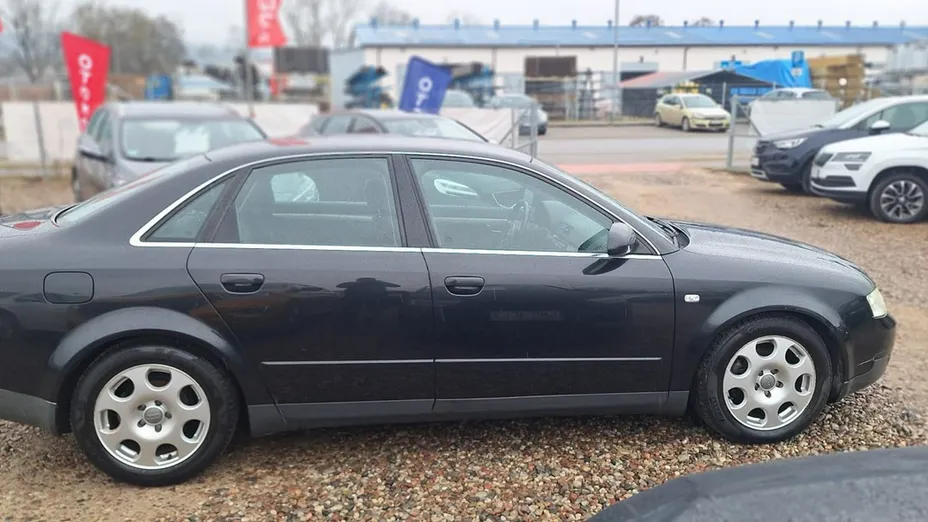 AUDI A4 -