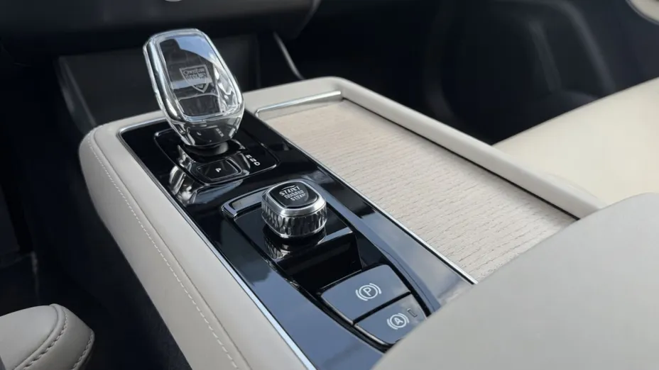 VOLVO XC90 XC90 B5 B AWD Plus Bright 7os aut