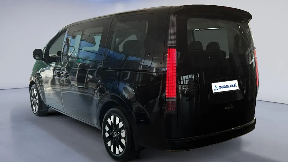 HYUNDAI Staria Staria 1.6 T-GDI HEV Luxury aut Nowy