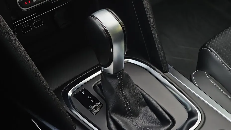 RENAULT Megane Megane 1.3 TCe FAP Intens EDC