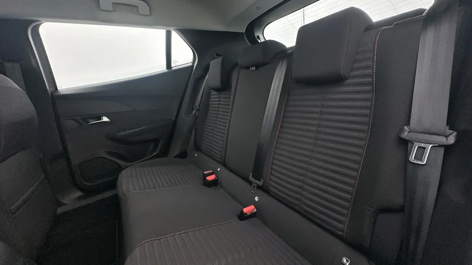 PEUGEOT 2008 -