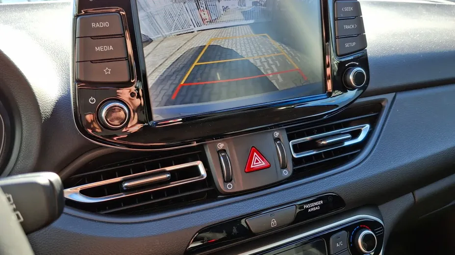 HYUNDAI i30 i30 1.5 T-GDI 48V Smart