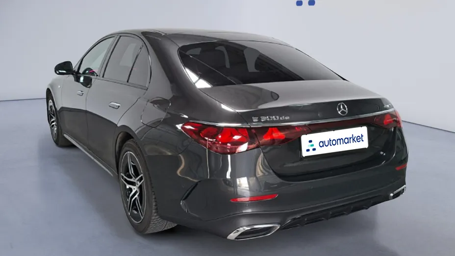MERCEDES-BENZ E Klasa E 300 de PHEV 4-Matic AMG 9G-Tronic