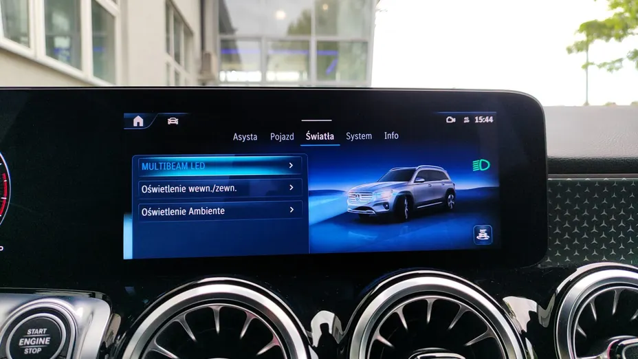 MERCEDES-BENZ GLB GLB 200 Progressive 7G-DCT