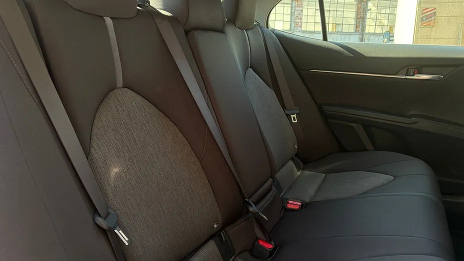 TOYOTA Camry Camry 2.5 Hybrid Comfort CVT