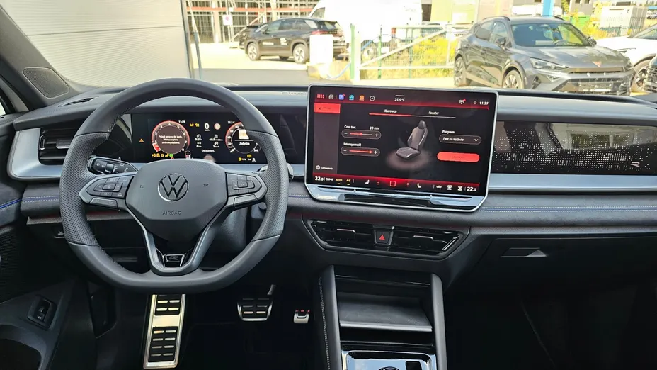 VOLKSWAGEN Tayron Tayron 2.0 TSI 4Mot. R-Line Plus DSG Nowy