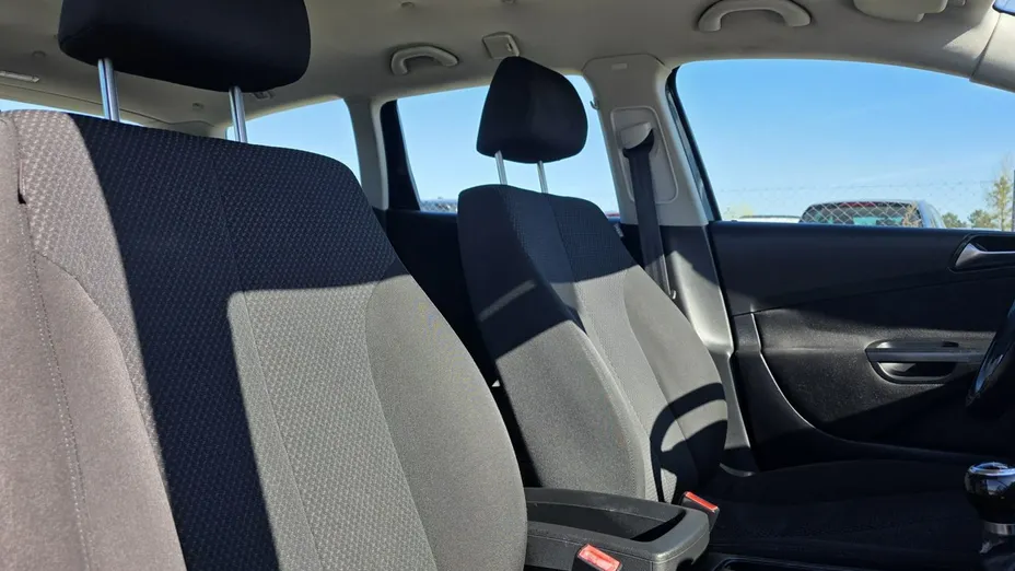 VOLKSWAGEN Passat -
