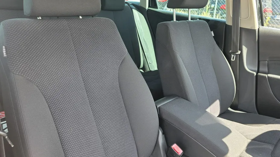 VOLKSWAGEN Passat -