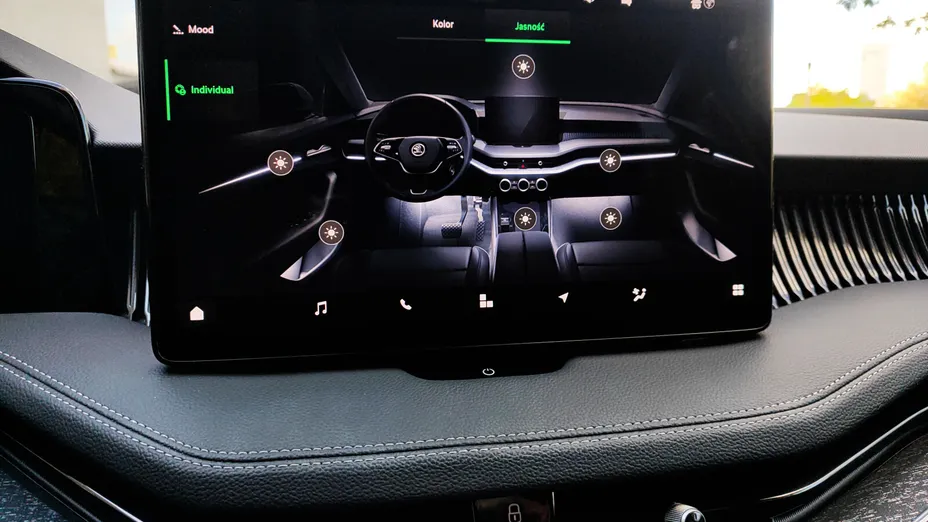 SKODA Superb Superb 1.5 TSI mHEV Selection DSG