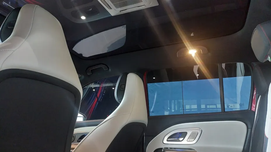 MERCEDES-BENZ GLB -