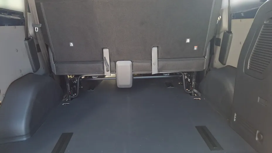 VOLKSWAGEN Transporter Transporter Kombi TDI L2H1 M1 Nowy
