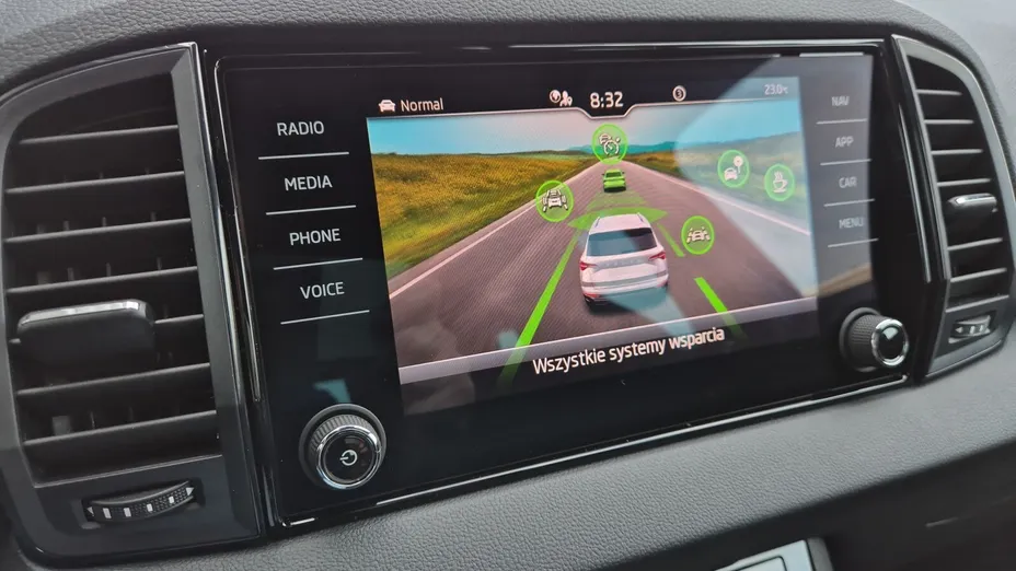 SKODA Karoq Karoq 1.5 TSI ACT Sportline DSG Nowy