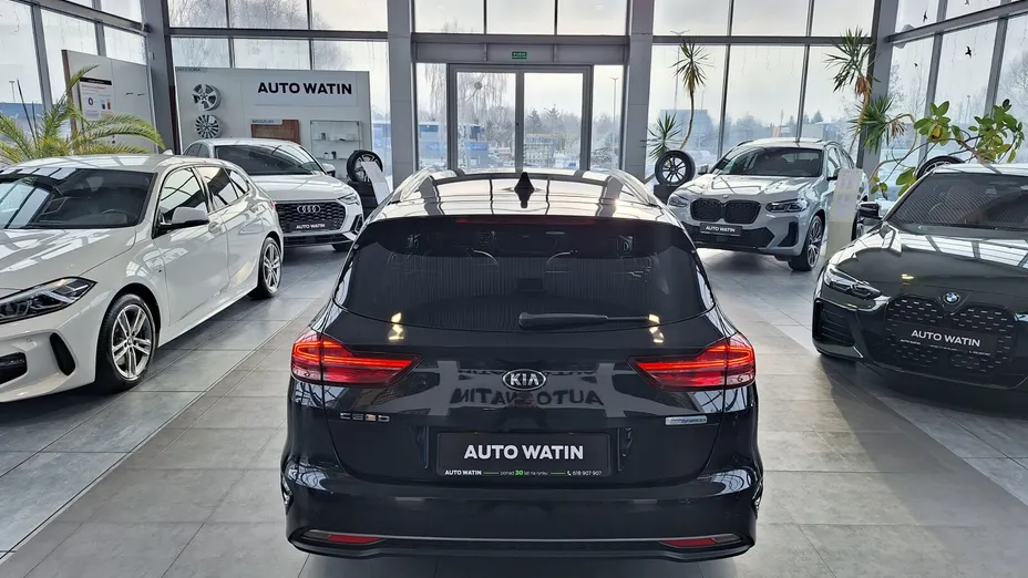 KIA Cee'd Ceed 1.6 CRDi mHEV L Business Line DCT